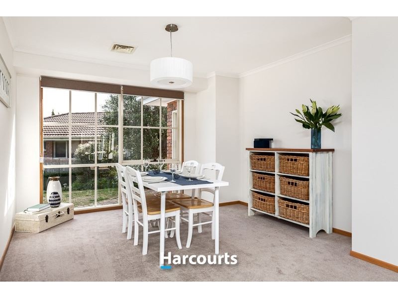 6 Werona Court, Berwick VIC 3806