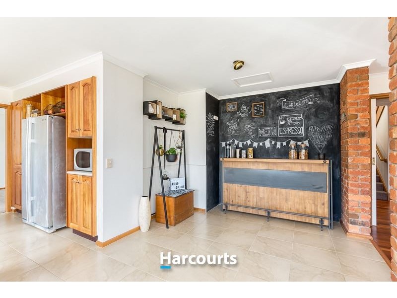 6 Werona Court, Berwick VIC 3806