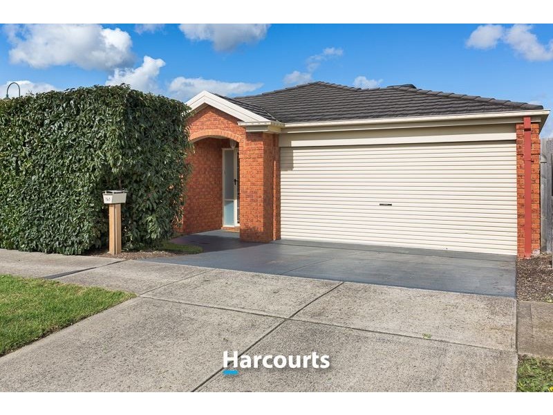 141 Golf Links Road, Berwick VIC 3806
