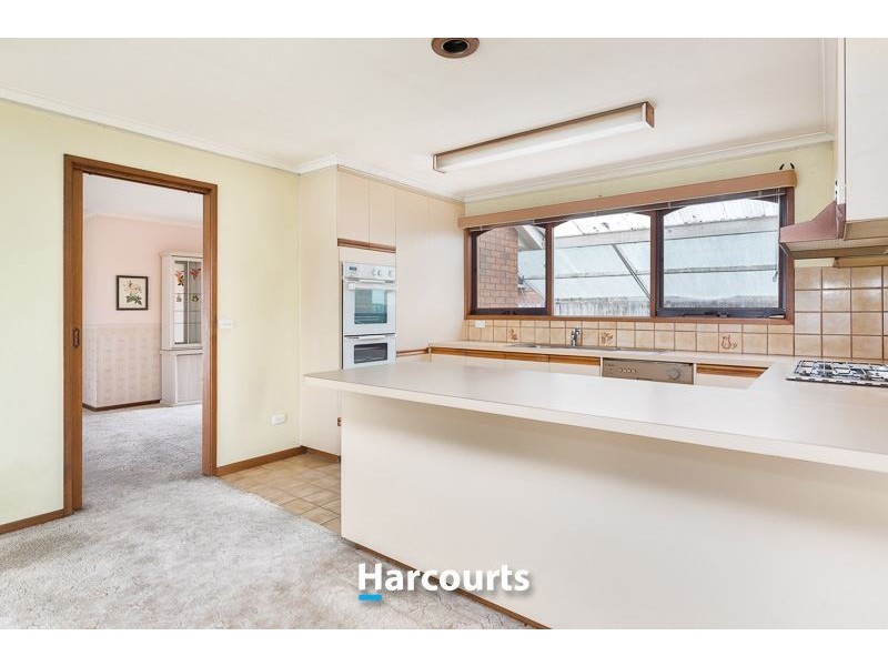 7 County Drive, Berwick VIC 3806