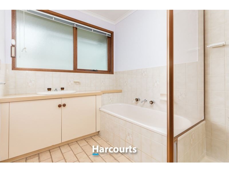 7 County Drive, Berwick VIC 3806