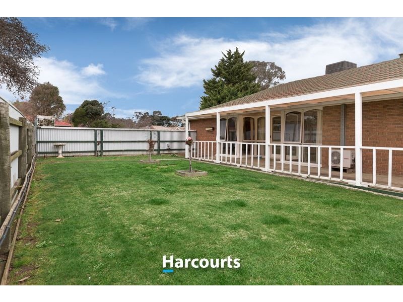 7 County Drive, Berwick VIC 3806