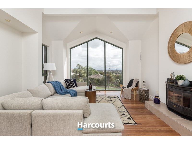 47 Lawrence Drive, Berwick VIC 3806