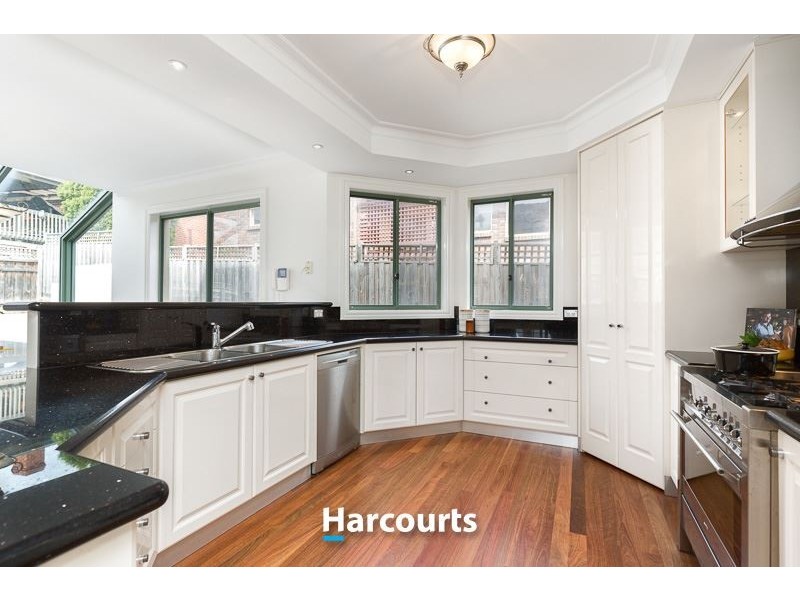 47 Lawrence Drive, Berwick VIC 3806