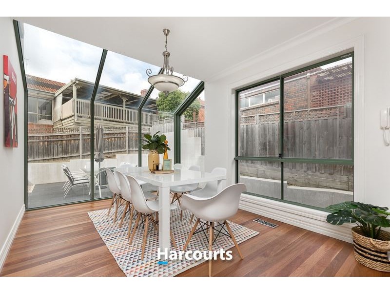 47 Lawrence Drive, Berwick VIC 3806