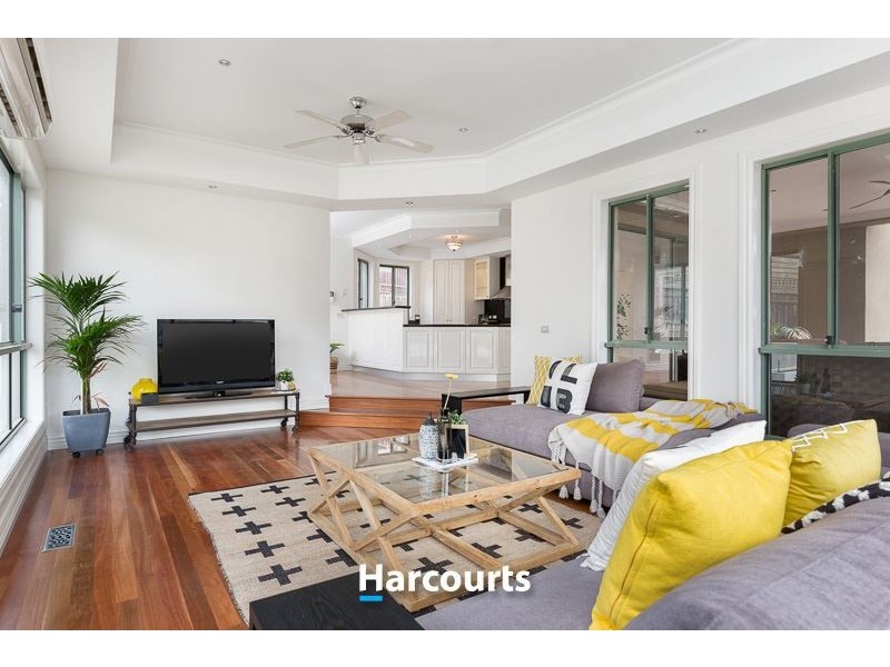 47 Lawrence Drive, Berwick VIC 3806