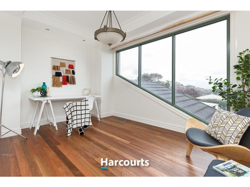 47 Lawrence Drive, Berwick VIC 3806