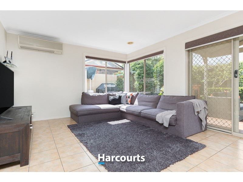 5 Ernest Crescent, Narre Warren South VIC 3805