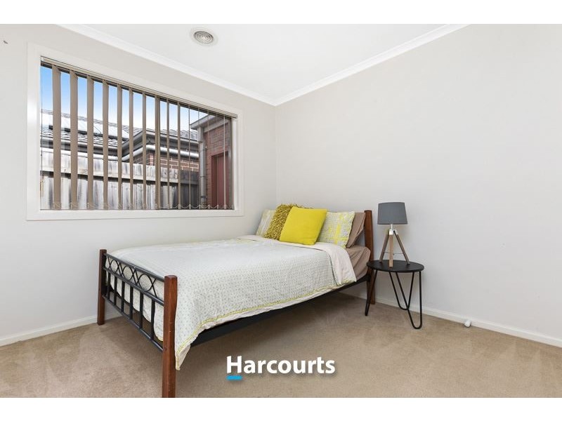 5 Ernest Crescent, Narre Warren South VIC 3805