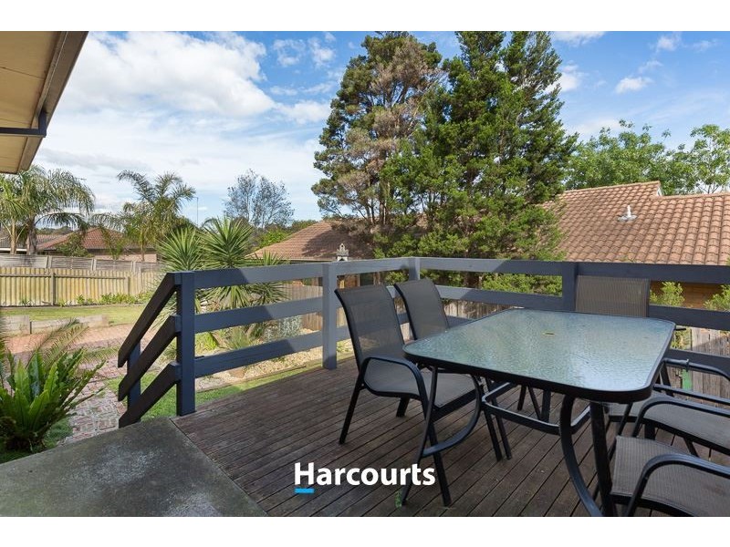 10 Mason Way, Berwick VIC 3806