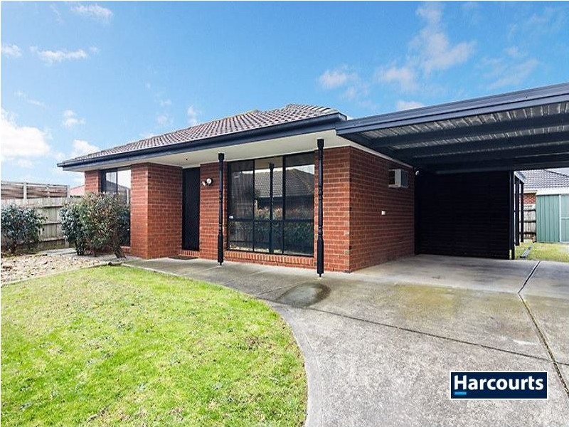 4 Knowing Close, Cranbourne West VIC 3977