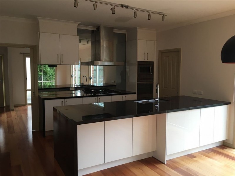 2/ 13 Kilvington Court, Berwick VIC 3806