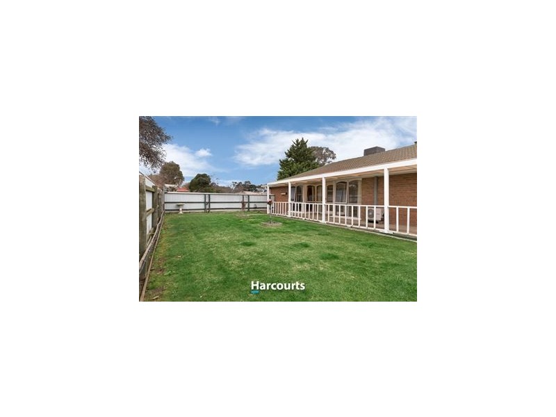 7 County Drive, Berwick VIC 3806