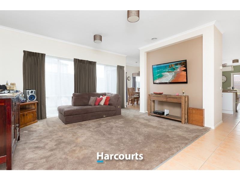 1 Pendulum Place, Berwick VIC 3806