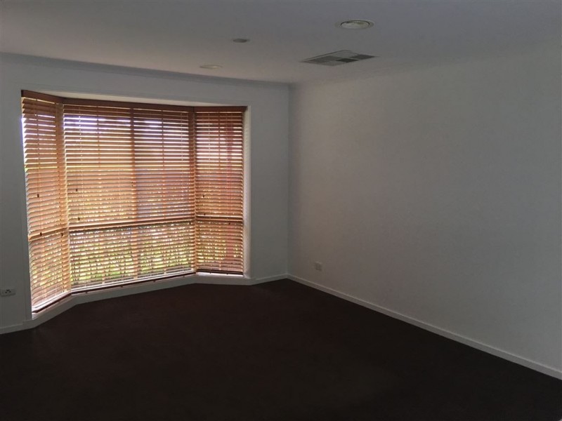 12 Finch Street, Berwick VIC 3806