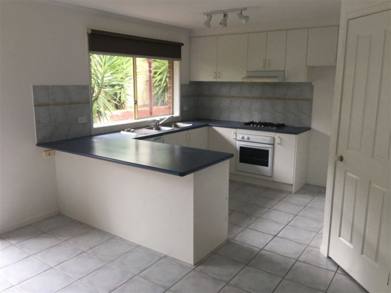 12 Finch Street, Berwick VIC 3806