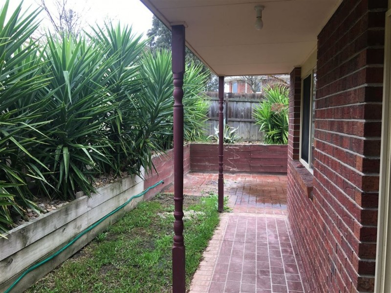 12 Finch Street, Berwick VIC 3806