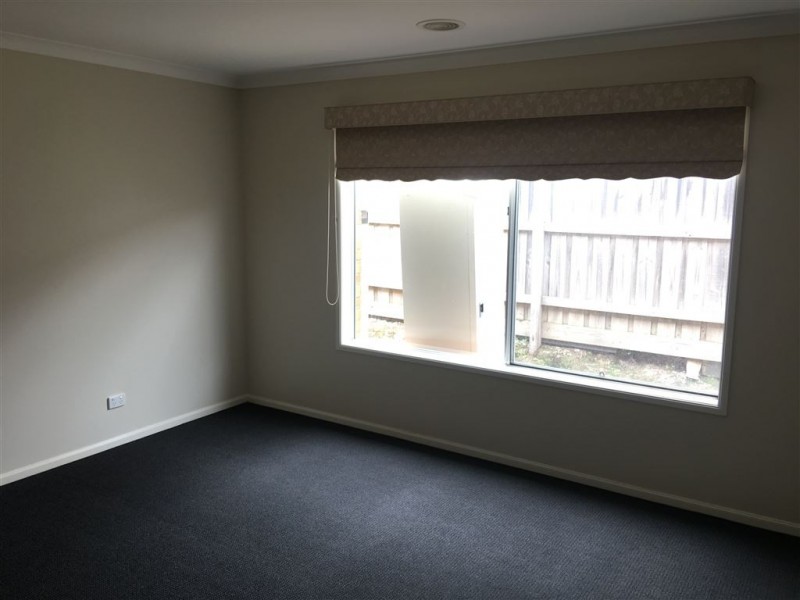 17 Embling Street, Berwick VIC 3806