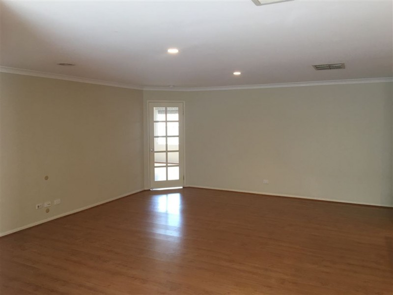 17 Embling Street, Berwick VIC 3806