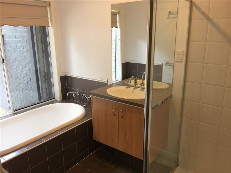 17 Embling Street, Berwick VIC 3806