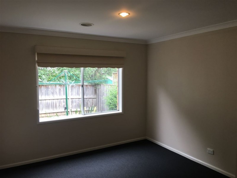 17 Embling Street, Berwick VIC 3806