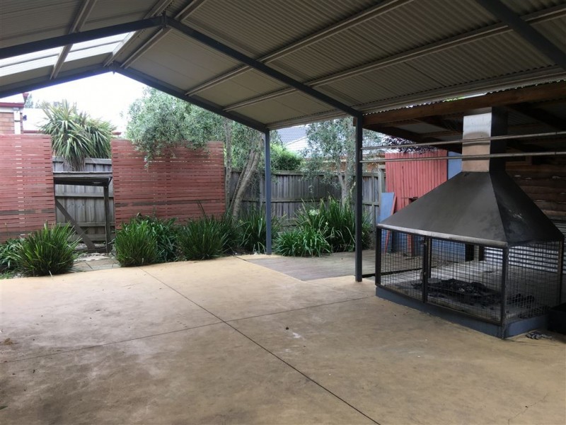 17 Embling Street, Berwick VIC 3806