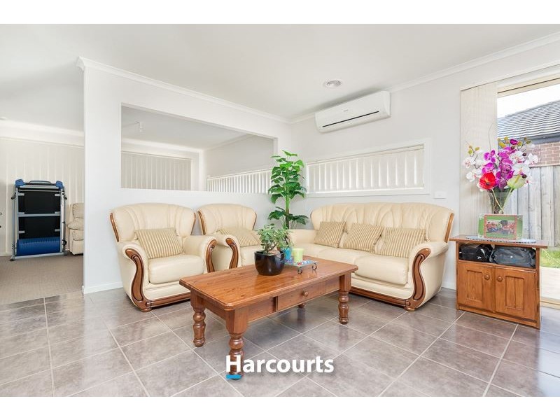 13 Brocker Street, Clyde North VIC 3978