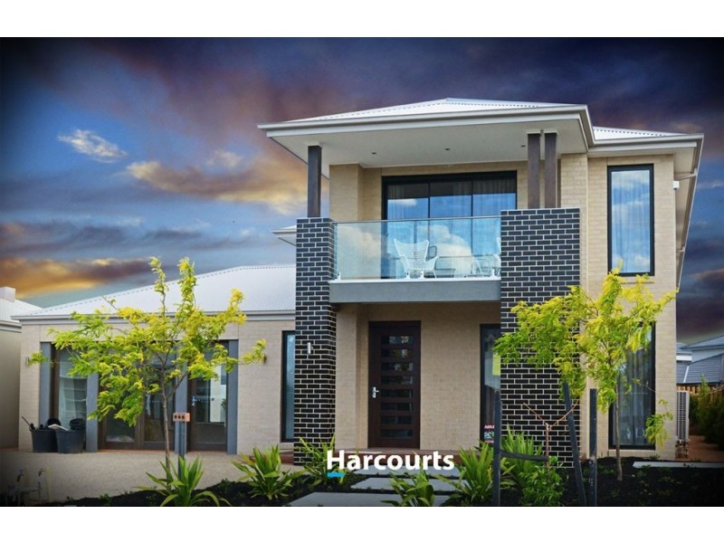 11 Flowerbloom Crescent, Clyde North VIC 3978