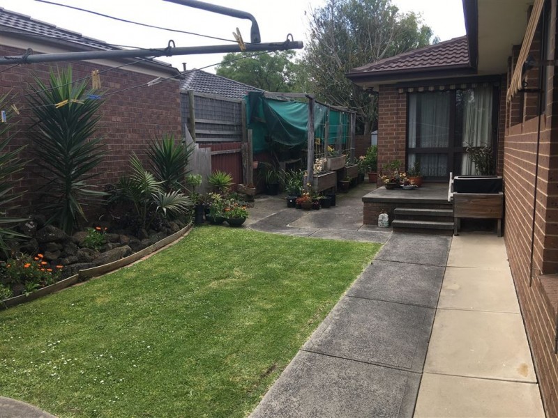 17 Coniston Avenue, Berwick VIC 3806