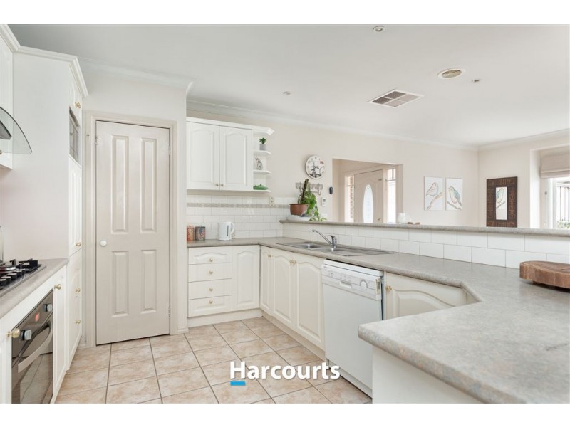 15 Littlecroft Avenue, Narre Warren South VIC 3805