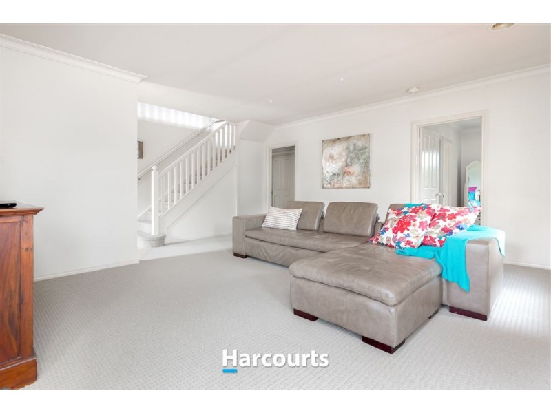 15 Littlecroft Avenue, Narre Warren South VIC 3805