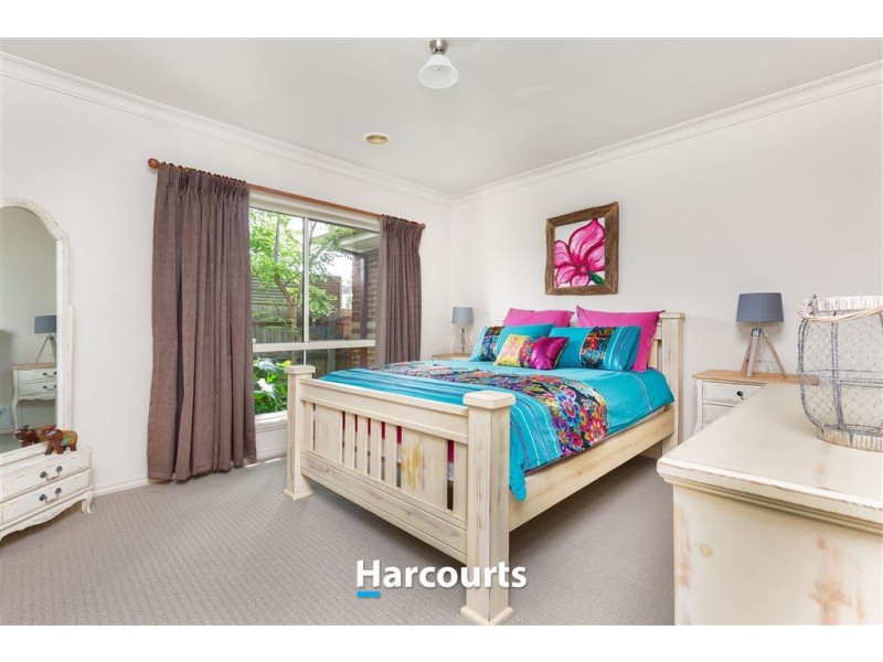 15 Littlecroft Avenue, Narre Warren South VIC 3805