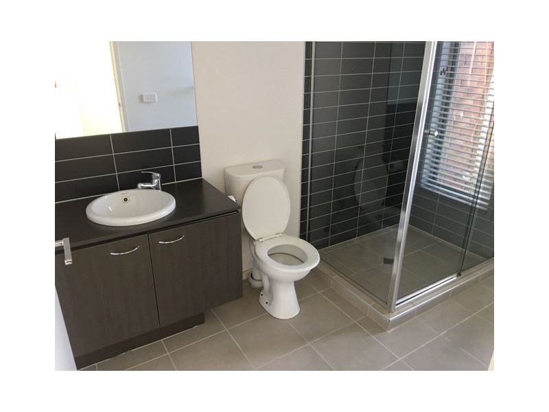 49 Gregson Grove, Lyndhurst VIC 3975