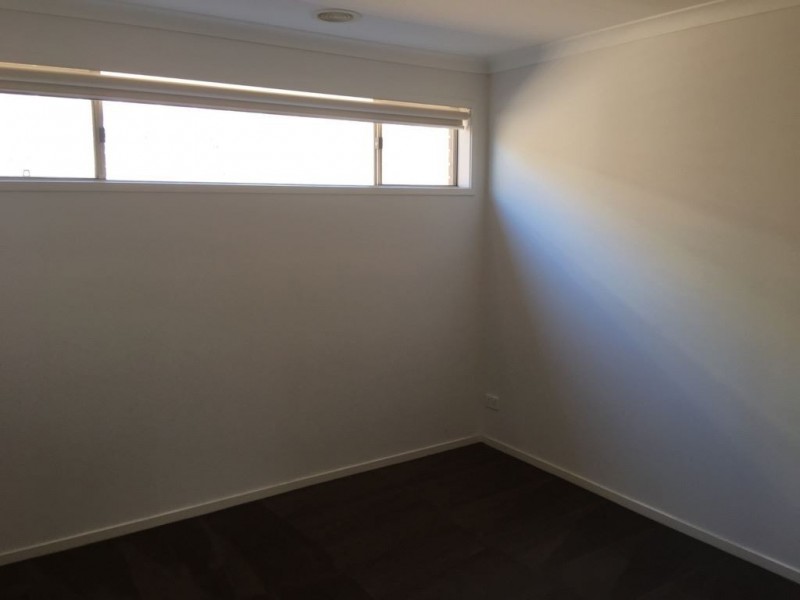 49 Gregson Grove, Lyndhurst VIC 3975