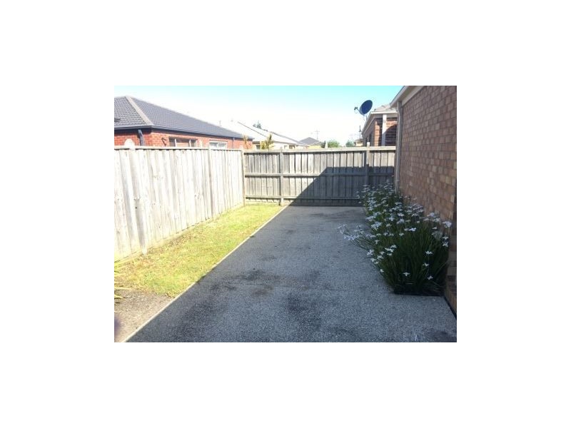 49 Gregson Grove, Lyndhurst VIC 3975