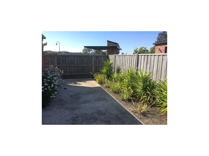 49 Gregson Grove, Lyndhurst VIC 3975