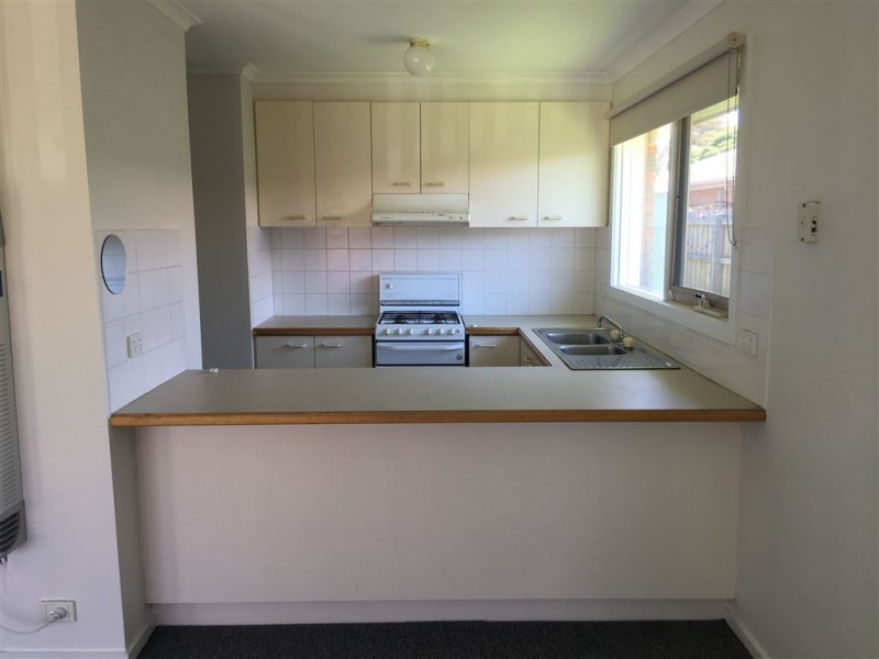 29 Warren Close, Narre Warren VIC 3805