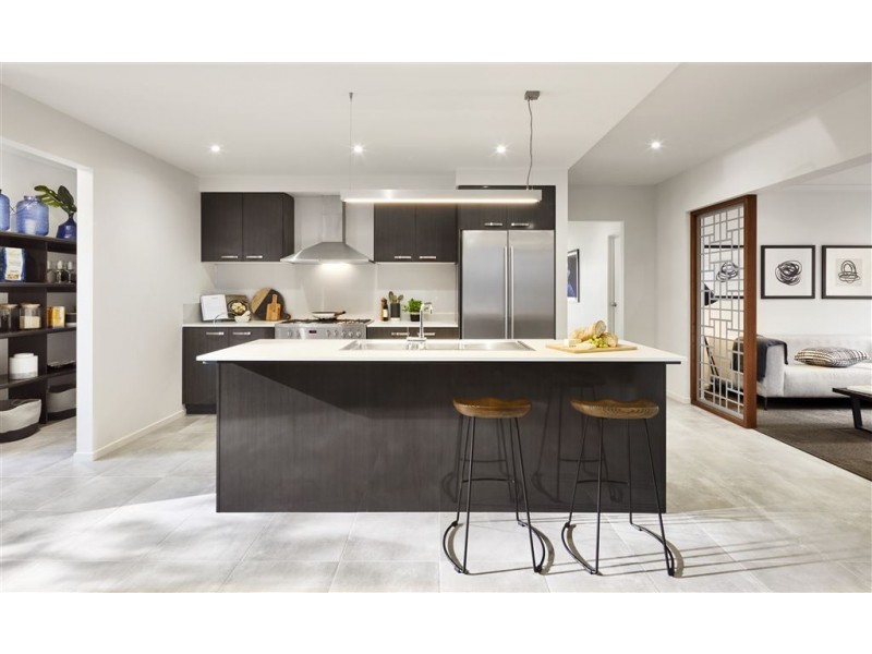 24 Welsh Crescent, Clyde North VIC 3978