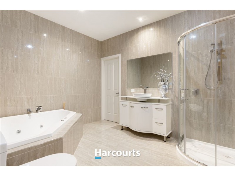 95 Brundrett Road, Narre Warren North VIC 3804