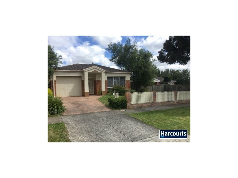 135 Bemersyde Drive, Berwick VIC 3806