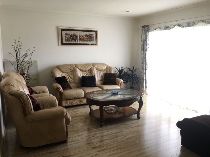 135 Bemersyde Drive, Berwick VIC 3806