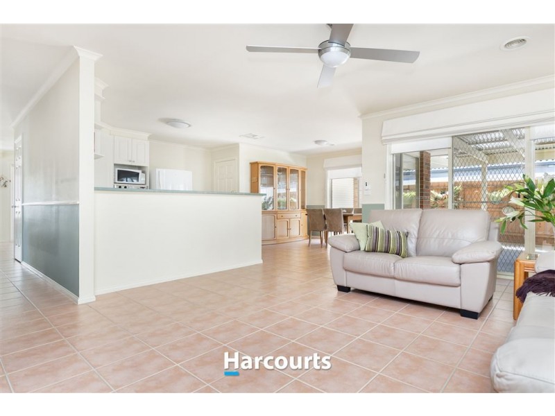 12 Mahogany Court, Pakenham VIC 3810