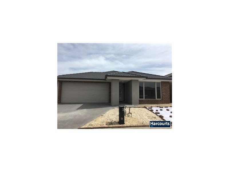 3 Almondbank Road, Cranbourne East VIC 3977