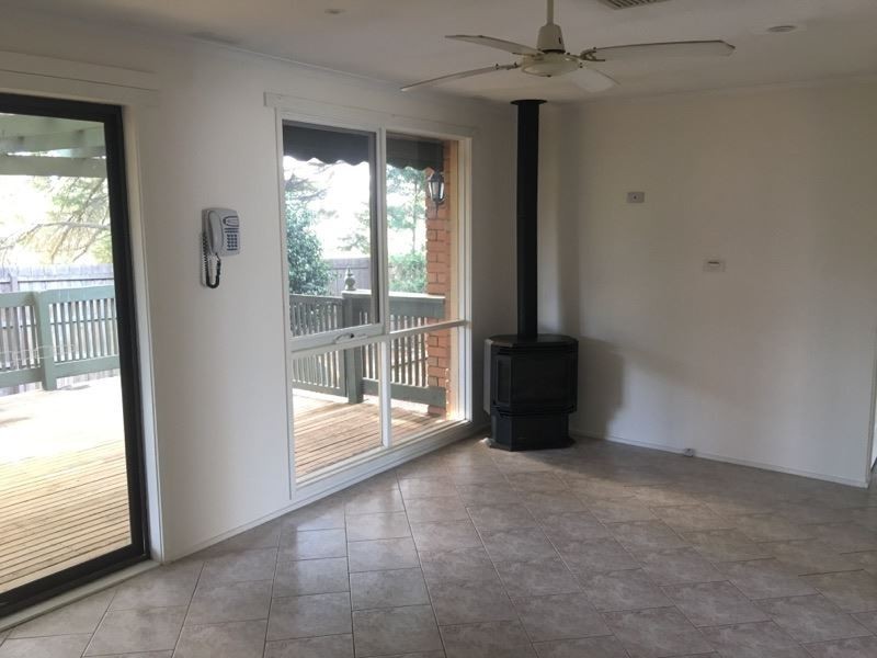 9 St James Court, Narre Warren VIC 3805