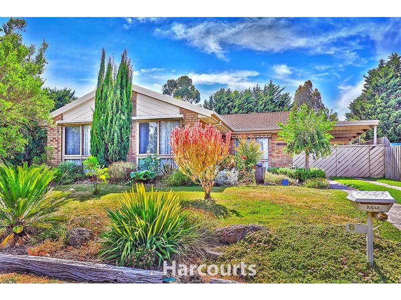 8 Pioneer Court, Berwick VIC 3806