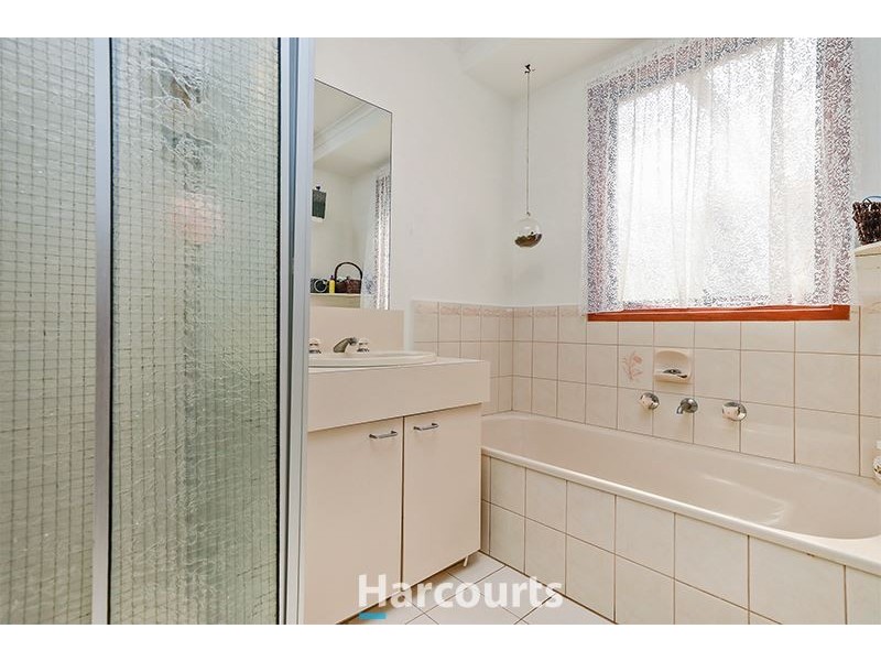 8 Pioneer Court, Berwick VIC 3806