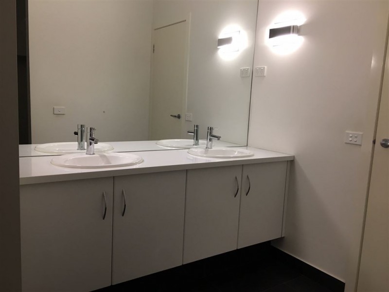 13 Villa Mar Rise, Beaconsfield VIC 3807