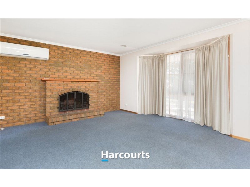 1 Nullica Court, Berwick VIC 3806