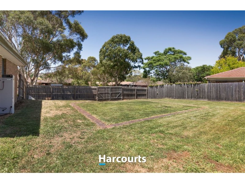 1 Nullica Court, Berwick VIC 3806