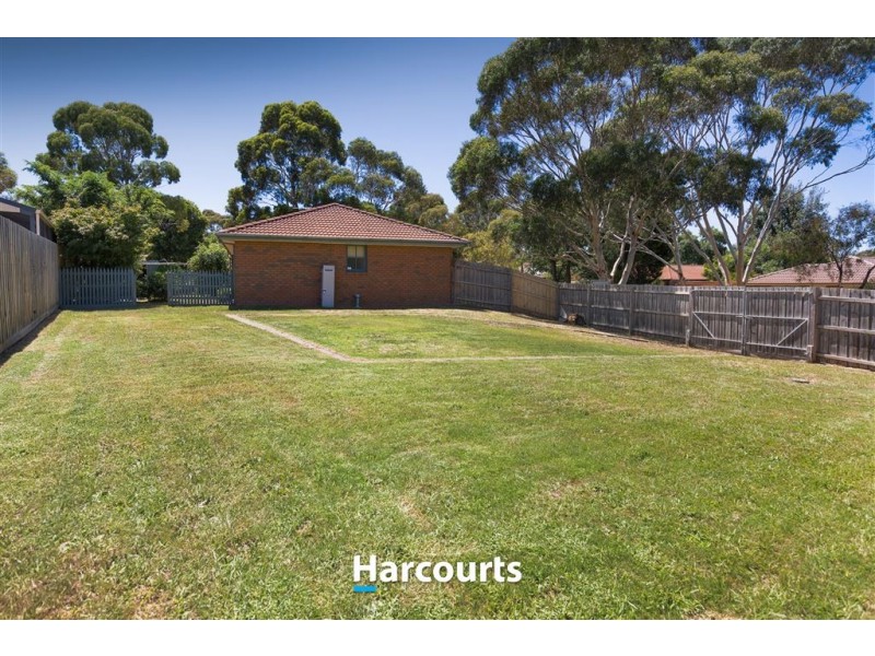 1 Nullica Court, Berwick VIC 3806